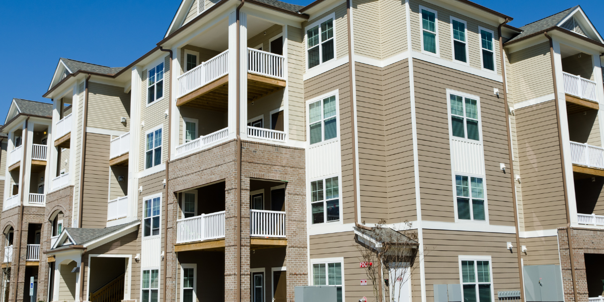 A side view of an apartment complex. 