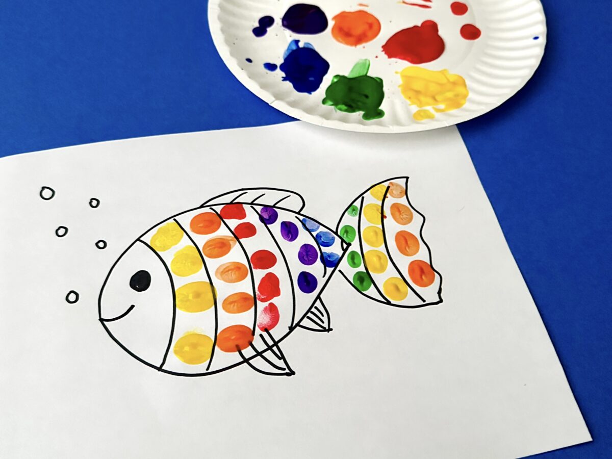 Colorful letter F fish craft from ABCmouse.com. 