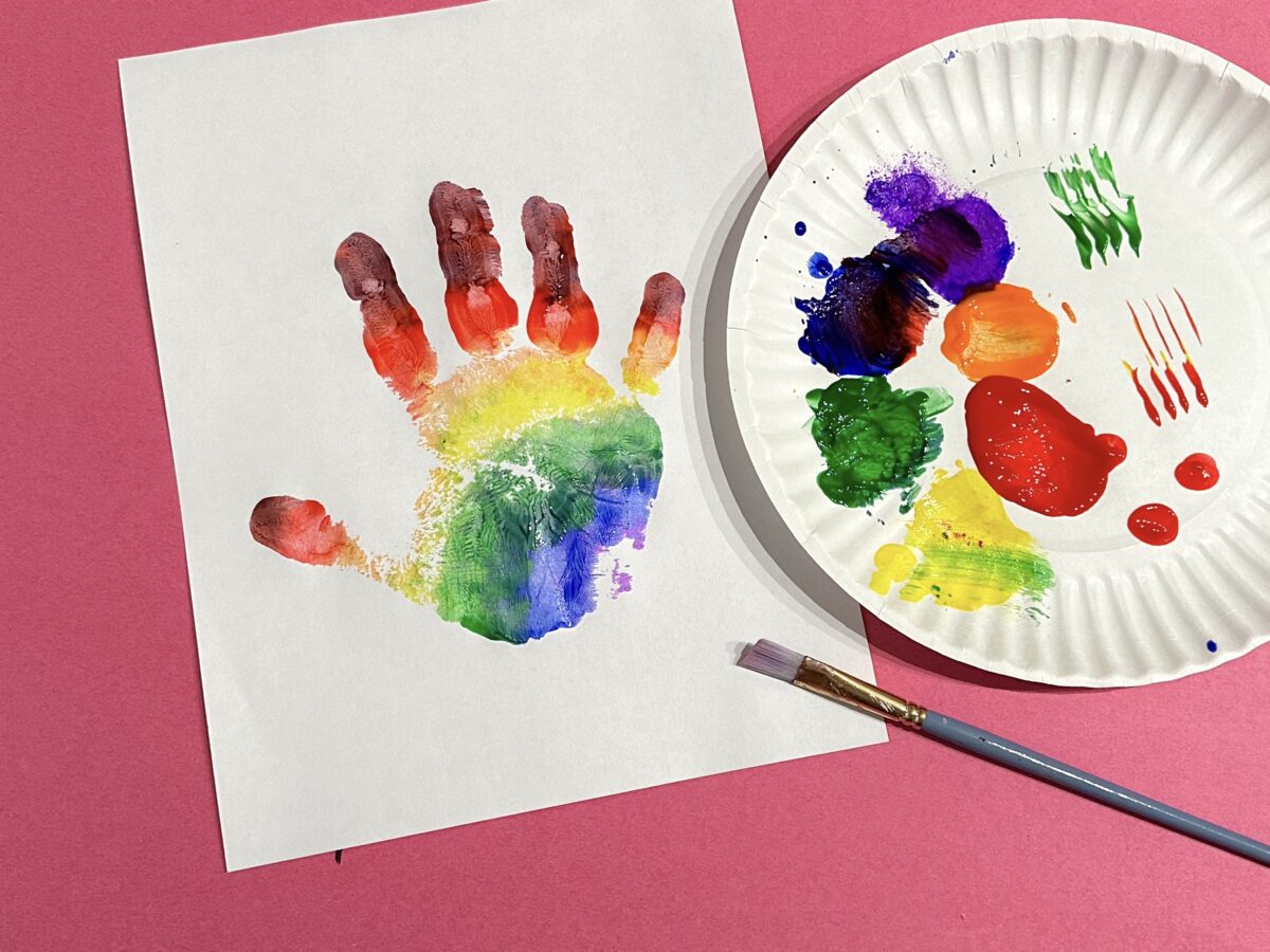 Fun rainbow handprint craft to learn about the letter H from ABCmouse.com. 