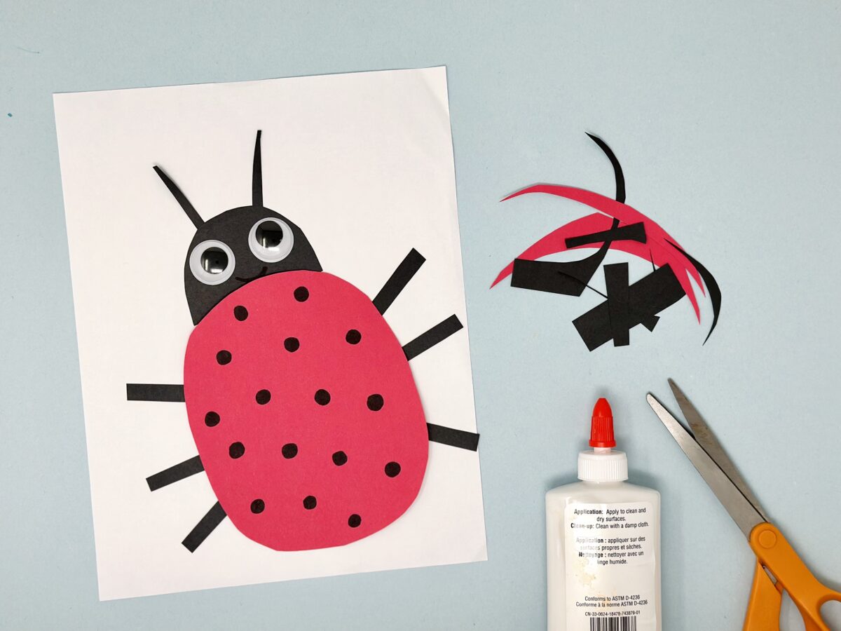 Free fun letter L  is for ladybug craft idea for preschool and kindergarten children from ABCmouse.com. 