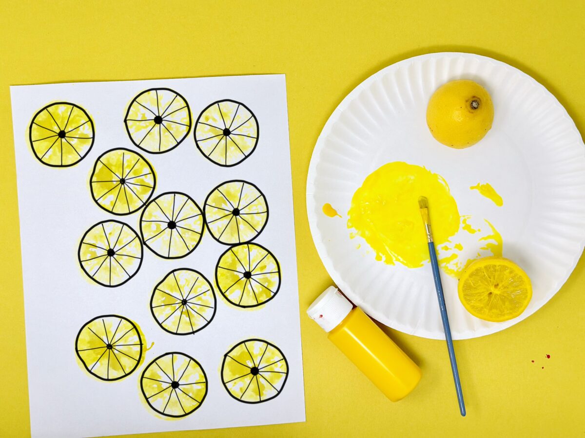 Free fun letter L  is for lemons craft idea for preschool and kindergarten children from ABCmouse.com. 