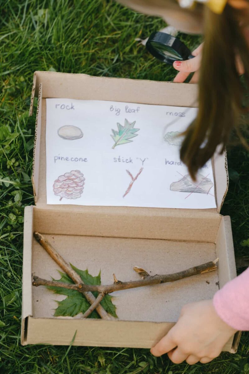 An outdoor scavenger hunt for a fun kids nature activity. 