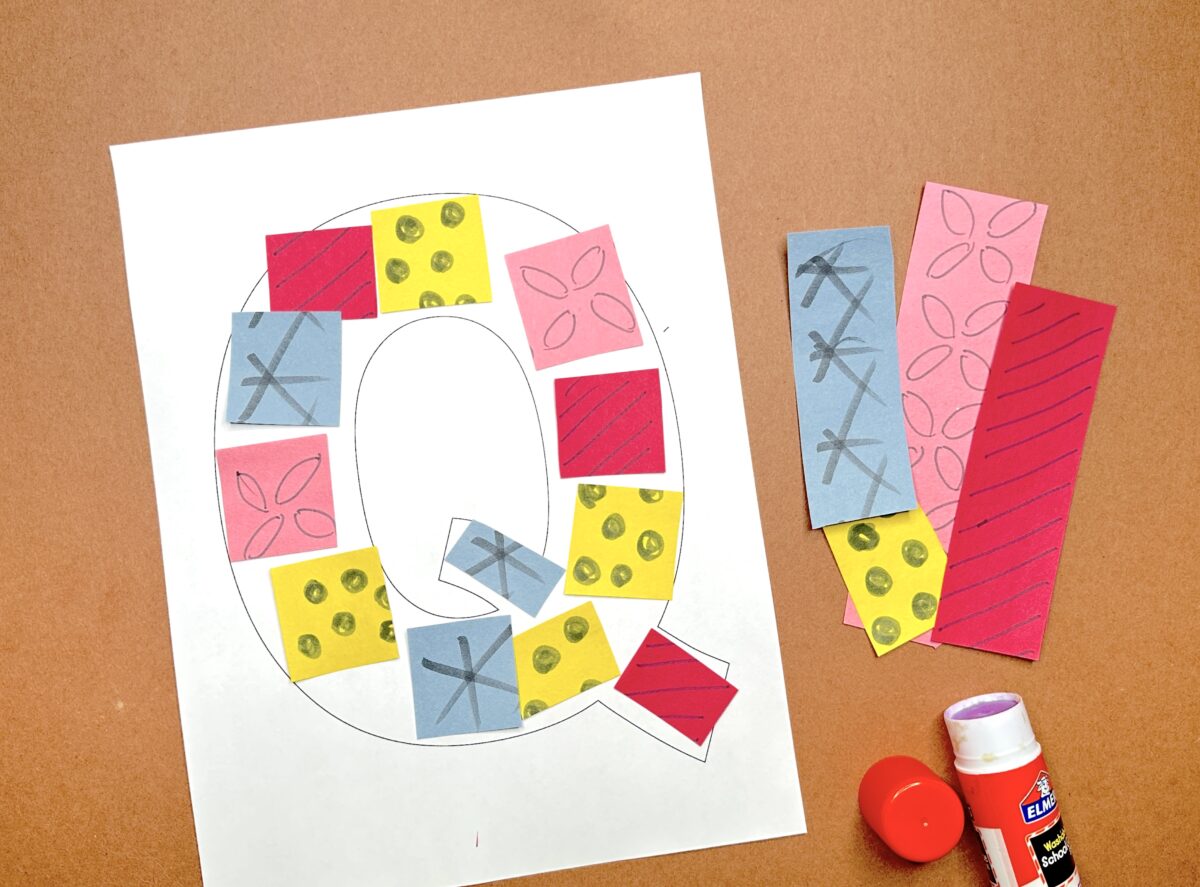 Q is for quilt fun letter q craft activity for preschoolers. 