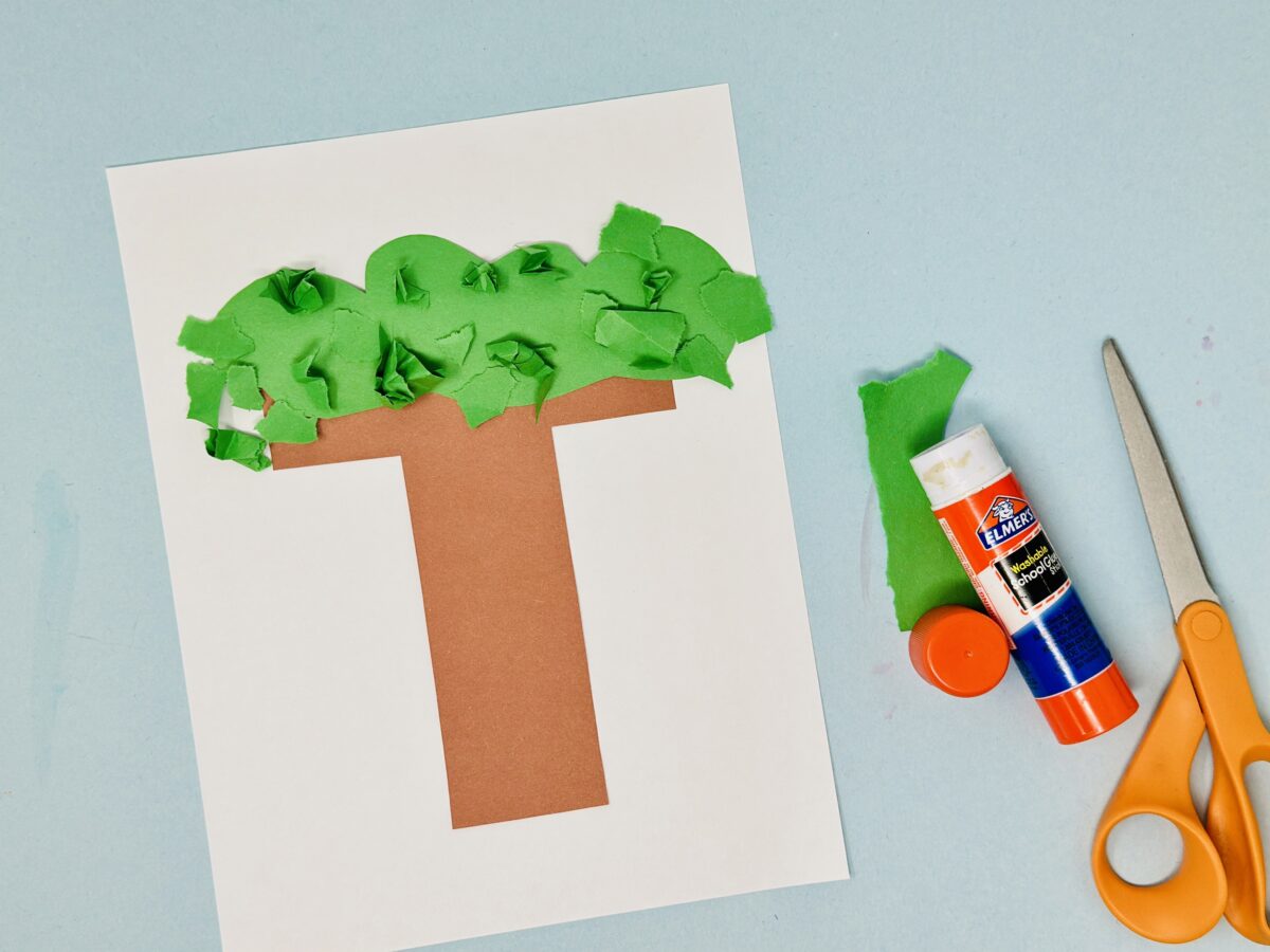 T is for tree craft for preschoolers from ABCmouse.com. 