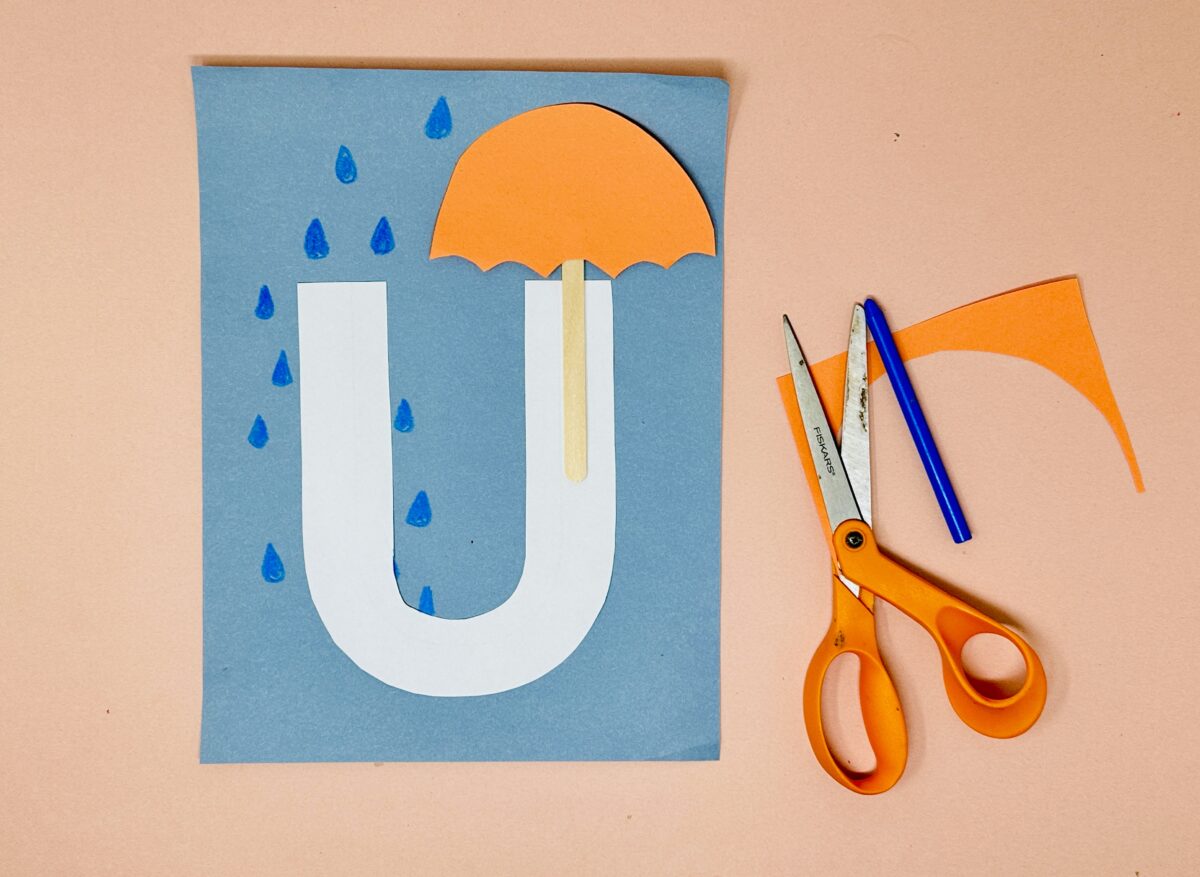 Fun U is for umbrella letter learning craft for preschoolers from ABCmouse.com. 