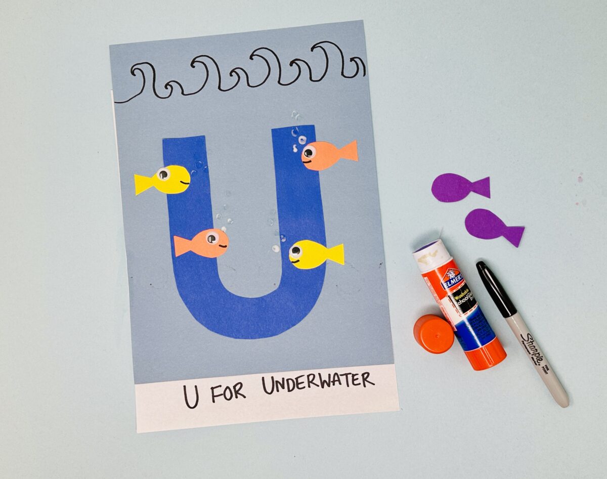 Fun U is for underwater letter learning craft for preschoolers from ABCmouse.com. 