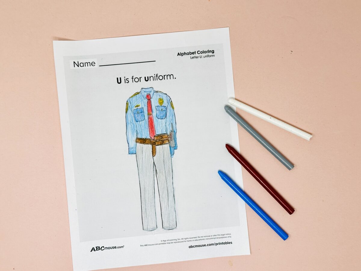 Fun U is for uniform  letter learning craft for preschoolers from ABCmouse.com. 